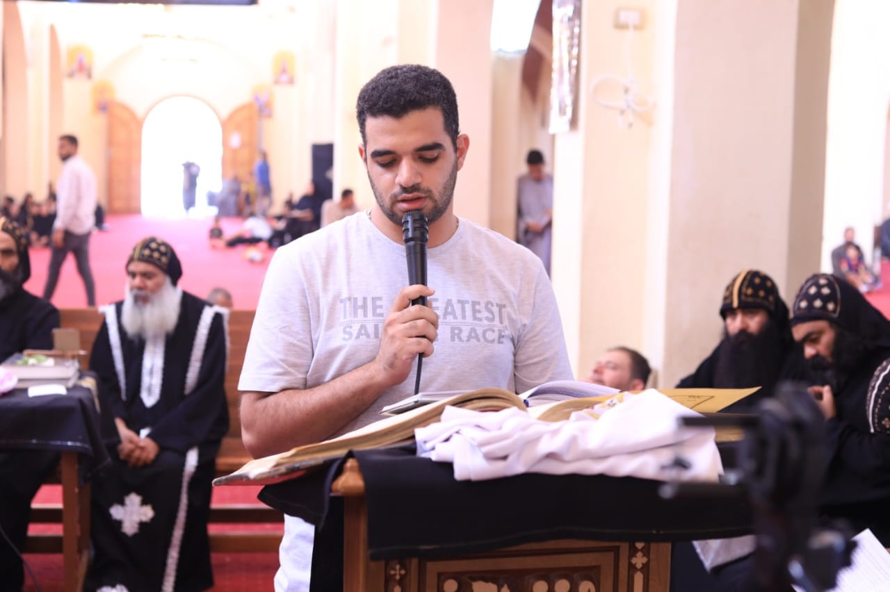 الصلوات بدير القديس الأنبا متاؤس الفاخوري بجبل أصفون بإسنا