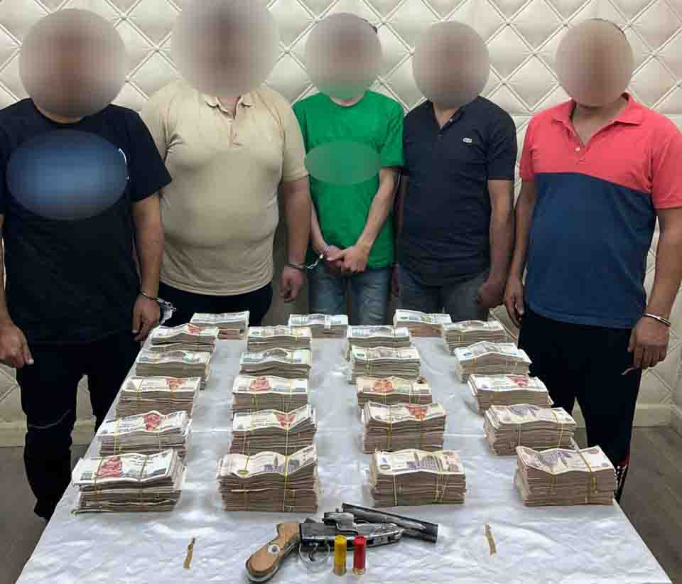 المتهمين والمضبوطات
