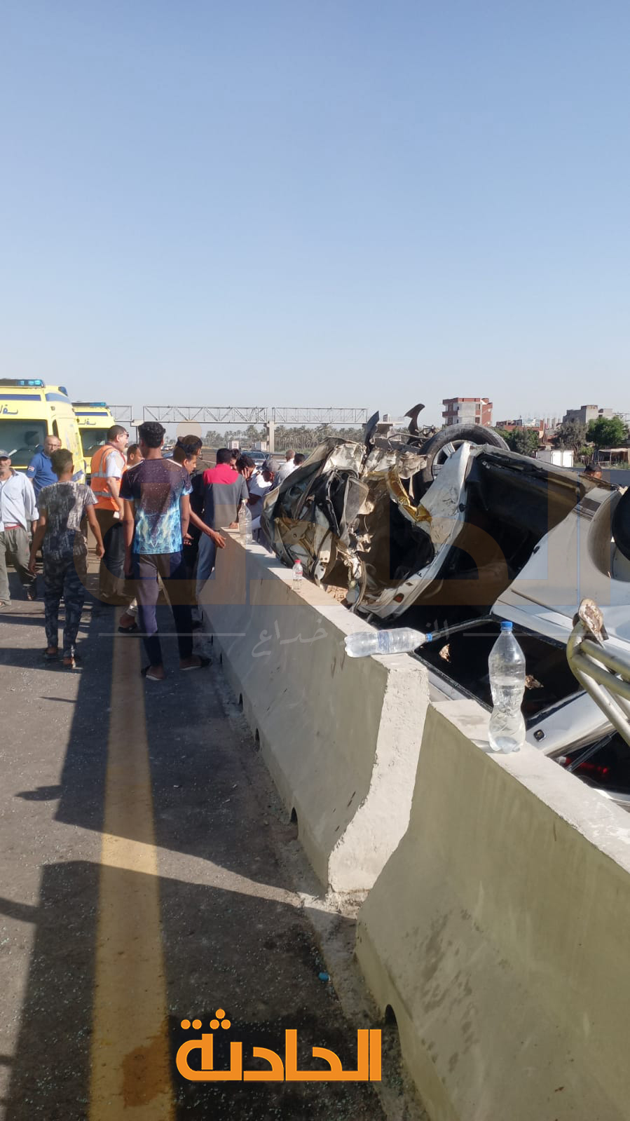 تصادم ميكروباصين بطريق الإسكندرية الصحراوي