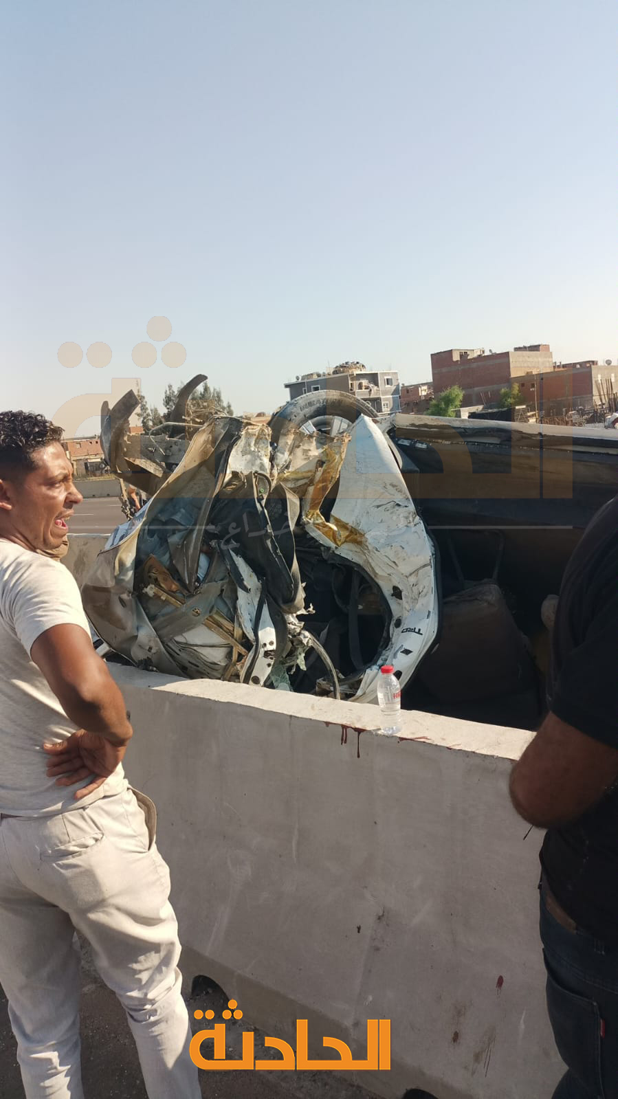 تصادم ميكروباصين بطريق الإسكندرية الصحراوي