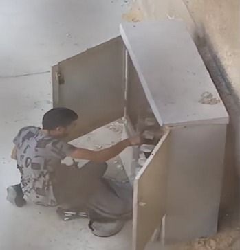 سرقة بارات نحاسية من الكبائن الكهربائية بالقطامية