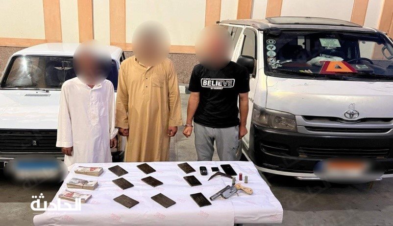 سقوط 7 عناصر إجرامية لارتكابهم جرائم سرقات المساكن وتجارة المخدرات