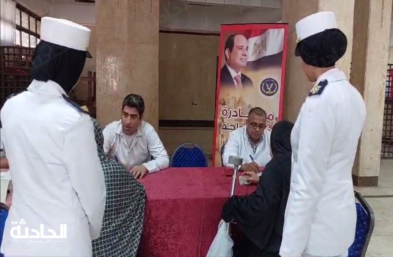 الداخلية توجه قوافل إنسانية وطبية فى كفرالشيخ