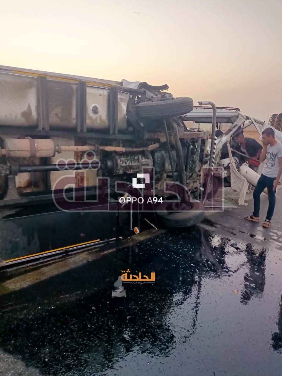 حادث تصادم ميكروباص مع سيارة جامبو بصحراوي القاهرة وادي النطرون