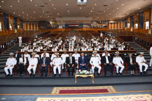 أكاديمية الشرطة تستقبل وفد أعضاء هيئة التدريس وطلبة كليات الحقوق بعدد من الجامعات