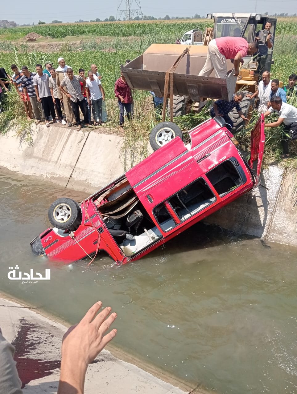 حادث انقلاب ميكروباص