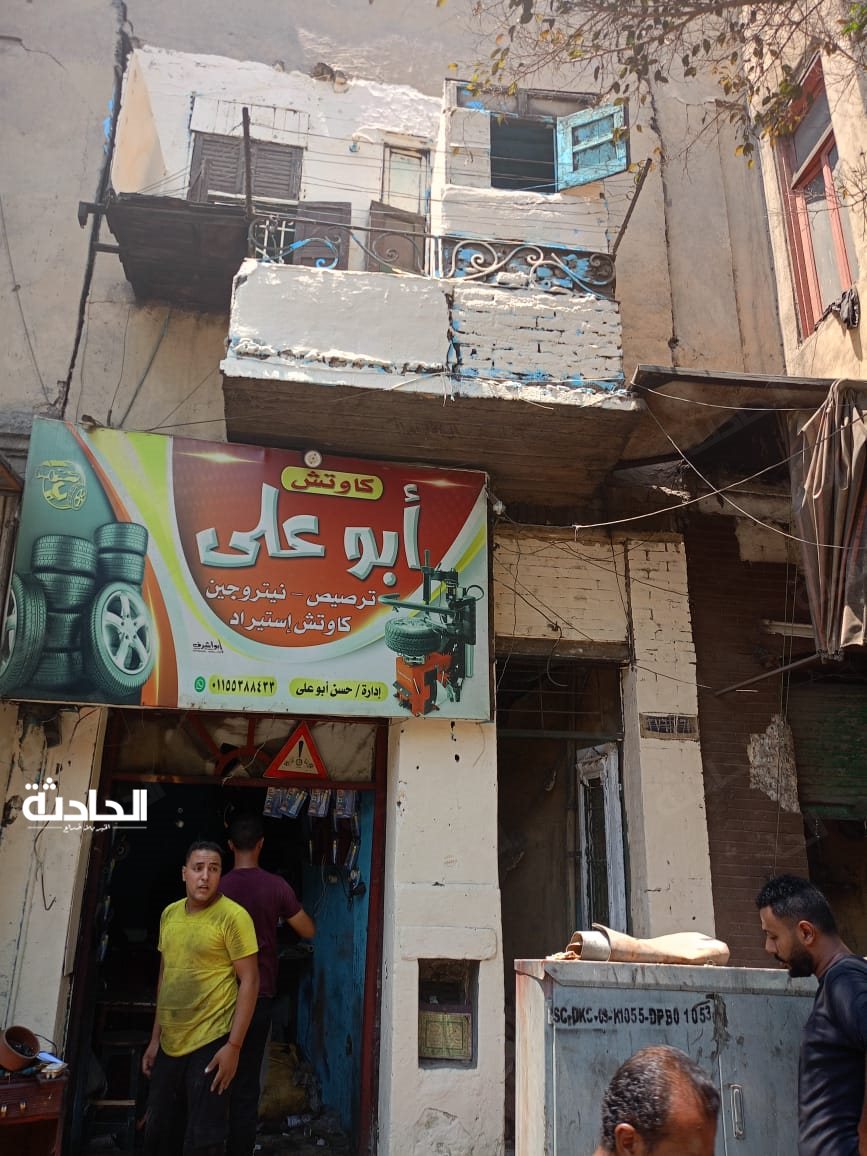 عقار إمبابة المنهار