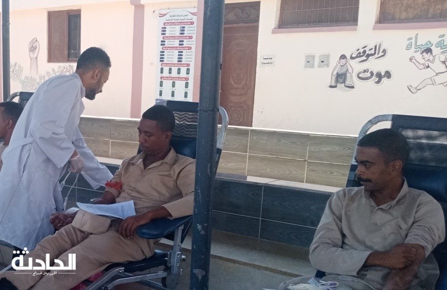 حملة للتبرع بالدم بمديرية أمن قنا