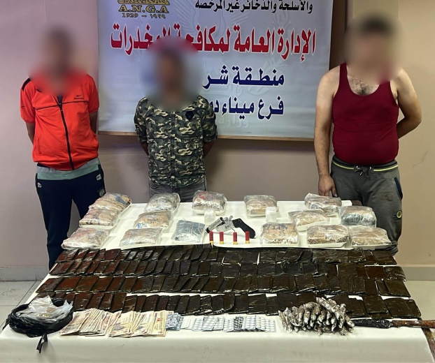 المتهمين والمضبوطات