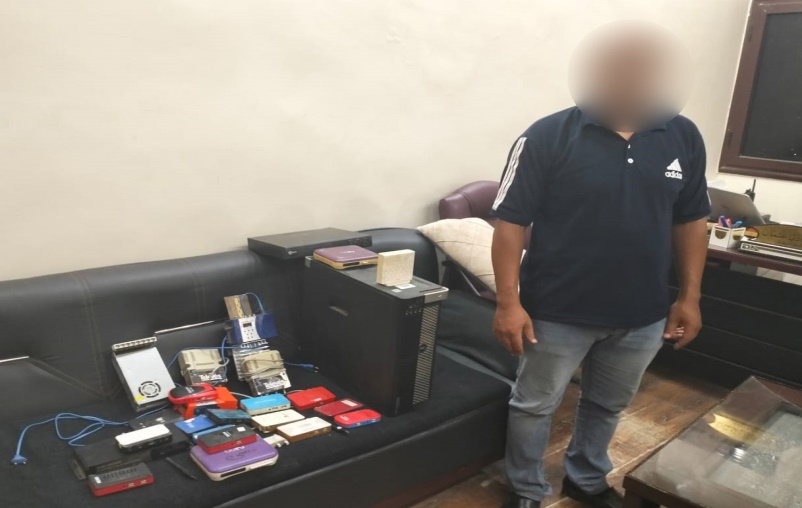 المتهم بالمضبوطات