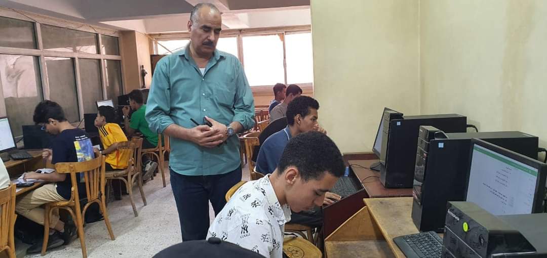اختبارات مدارس المتفوقين فى العلوم والتكنولوجيا بالمنوفية