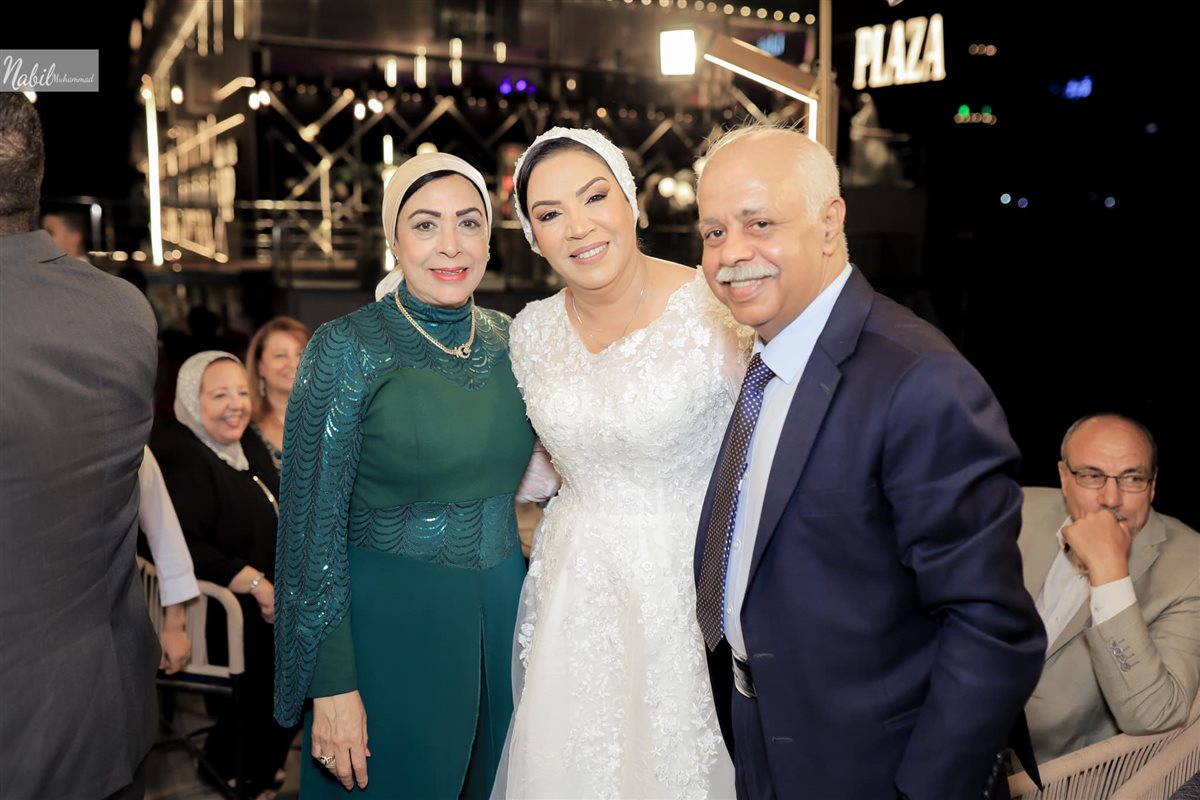 النائبة نشوى الديب تعلن زواجها من ابن عمها