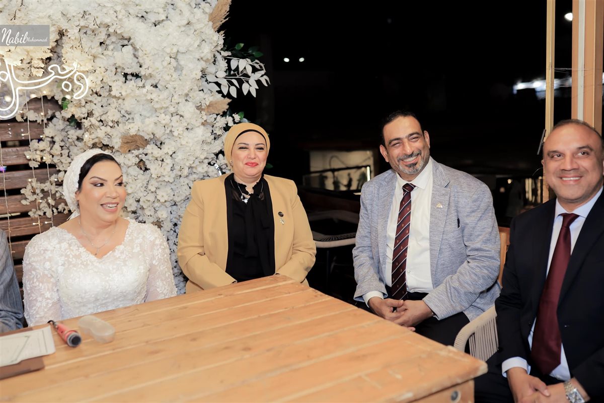 النائبة نشوى الديب تعلن زواجها من ابن عمها