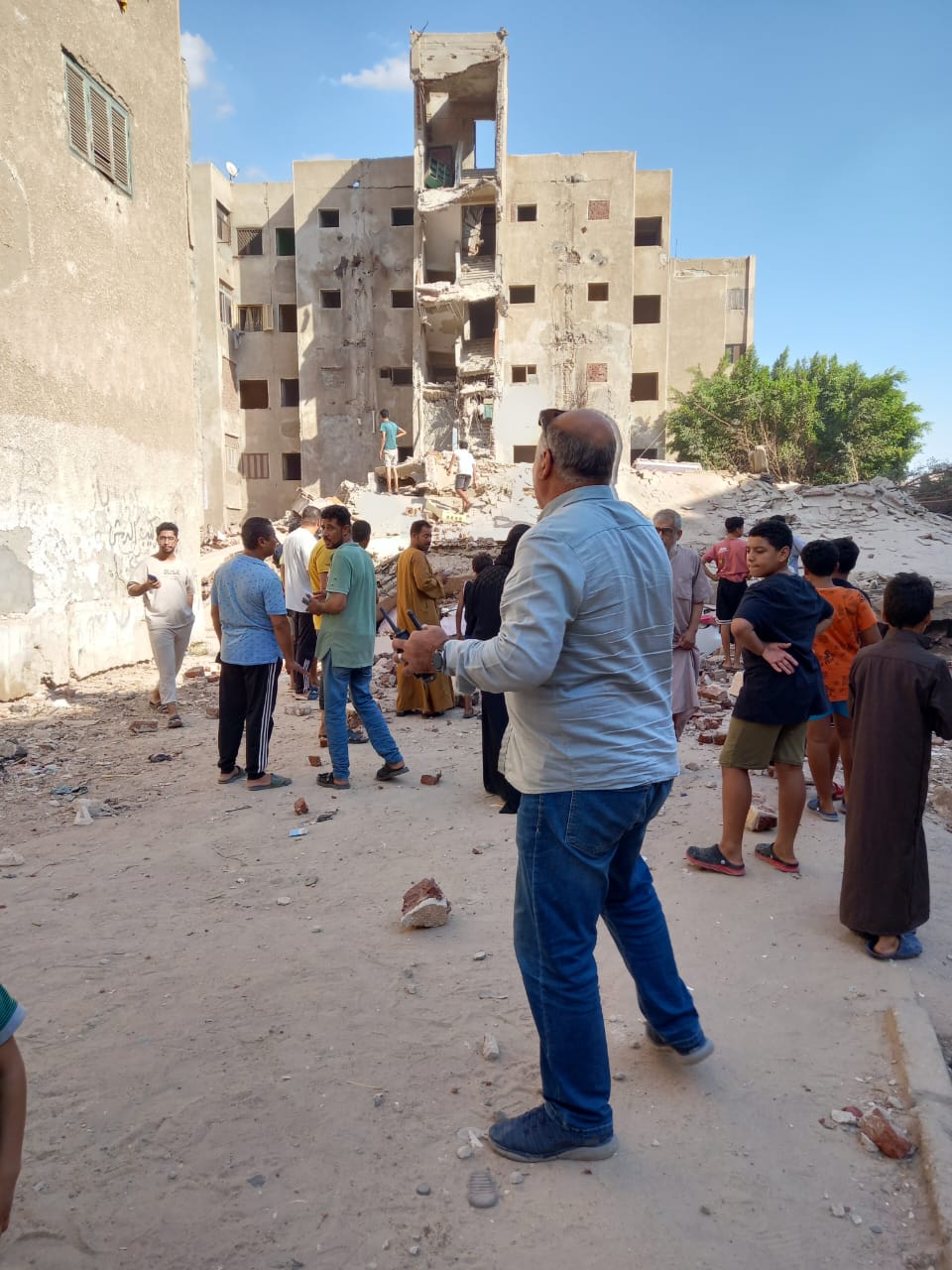 عقار إسماعيلية المنهار