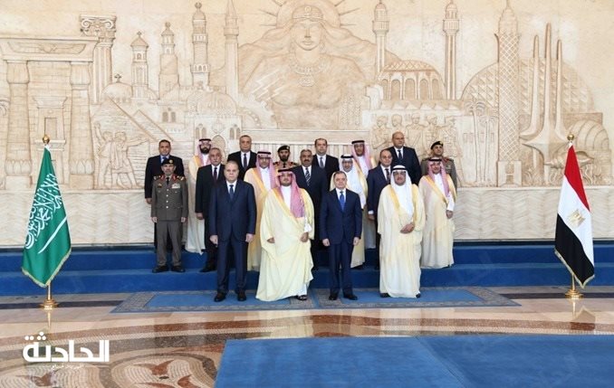 وزير الداخلية يعقد جلسة مباحثات مع نظيره السعودي