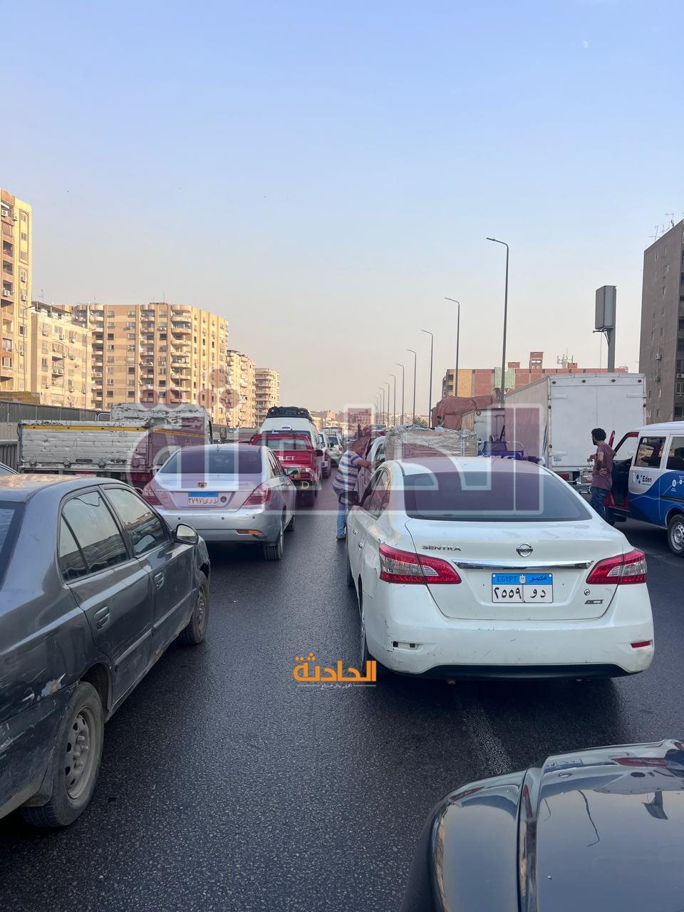 شلل مروري تام لمحور المنيب اتجاه المعادي