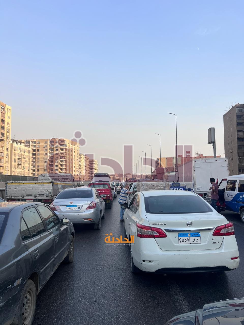 شلل مروري تام لمحور المنيب اتجاه المعادي
