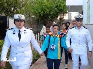 �الداخلية� تصطحب أبناء الشهداء إلى مدارسهم