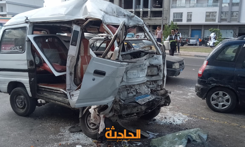 حادث تصادم تمناية مع أتوبيس نقل عام بطريق المحمودية بالإسكندرية