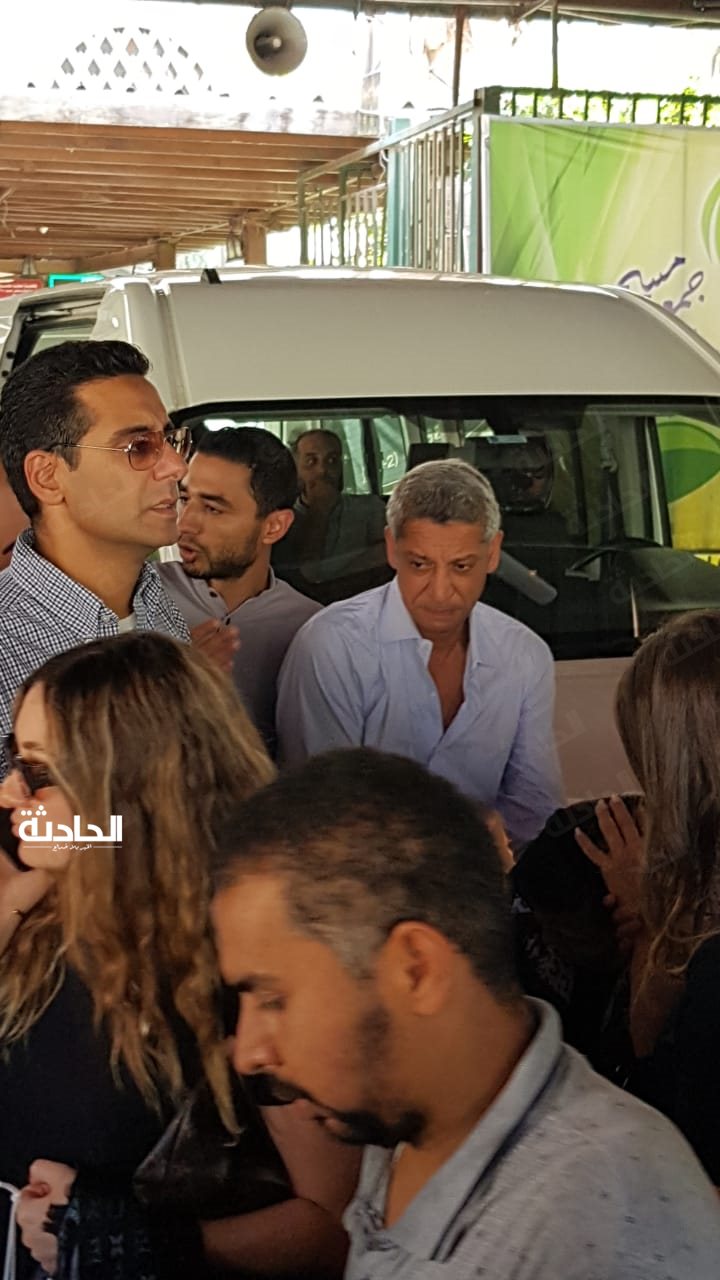 جنازة زوجة الدكتور حسام موافي