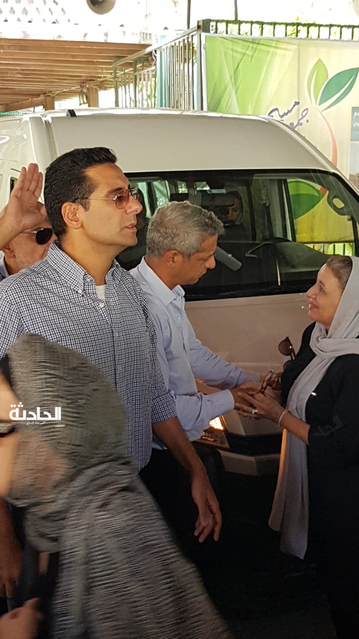 جنازة زوجة الدكتور حسام موافي