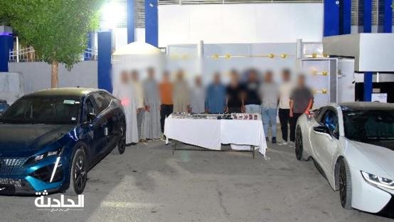 ضبط أكبر تشكيل عصابي للمراهنات الإلكترونية