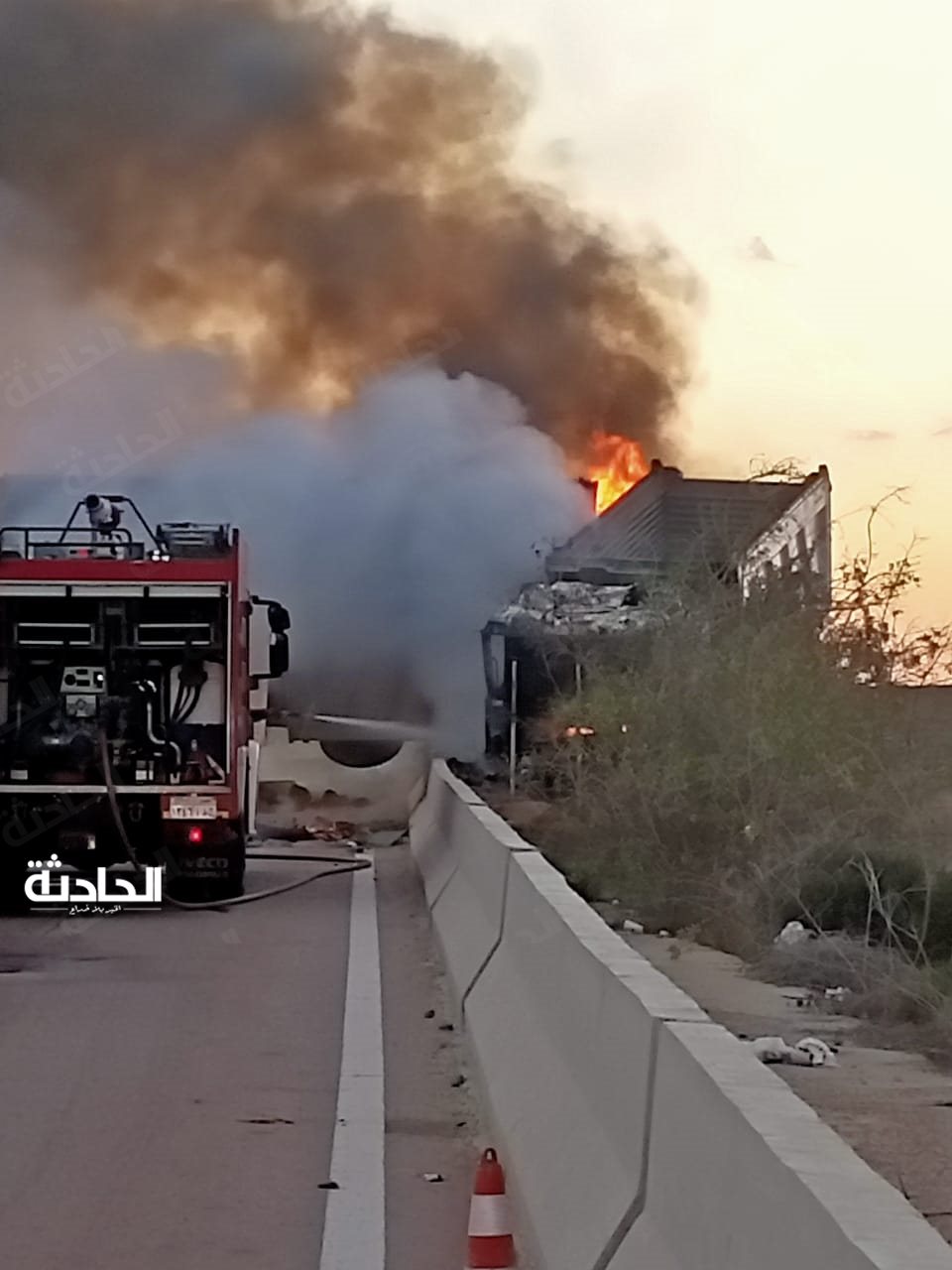 حريق سيارة نقل