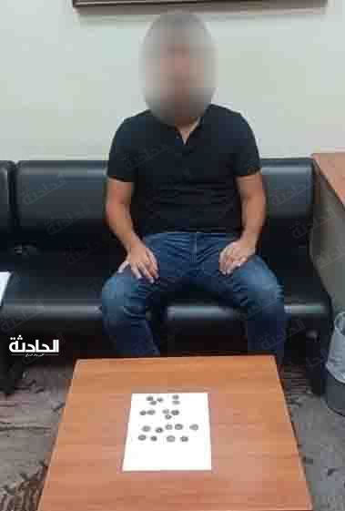 تهريب العملات والمخدرات بمطار القاهرة