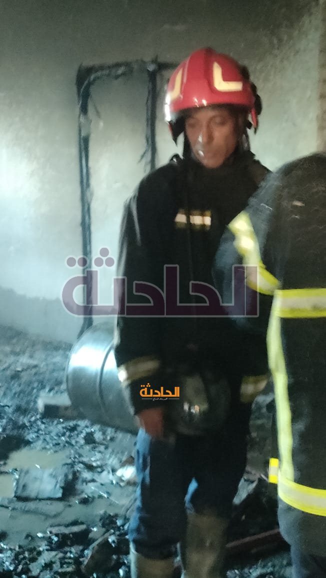 حريق فيلا خلف مستشفي ايليت بالطريق الدائري