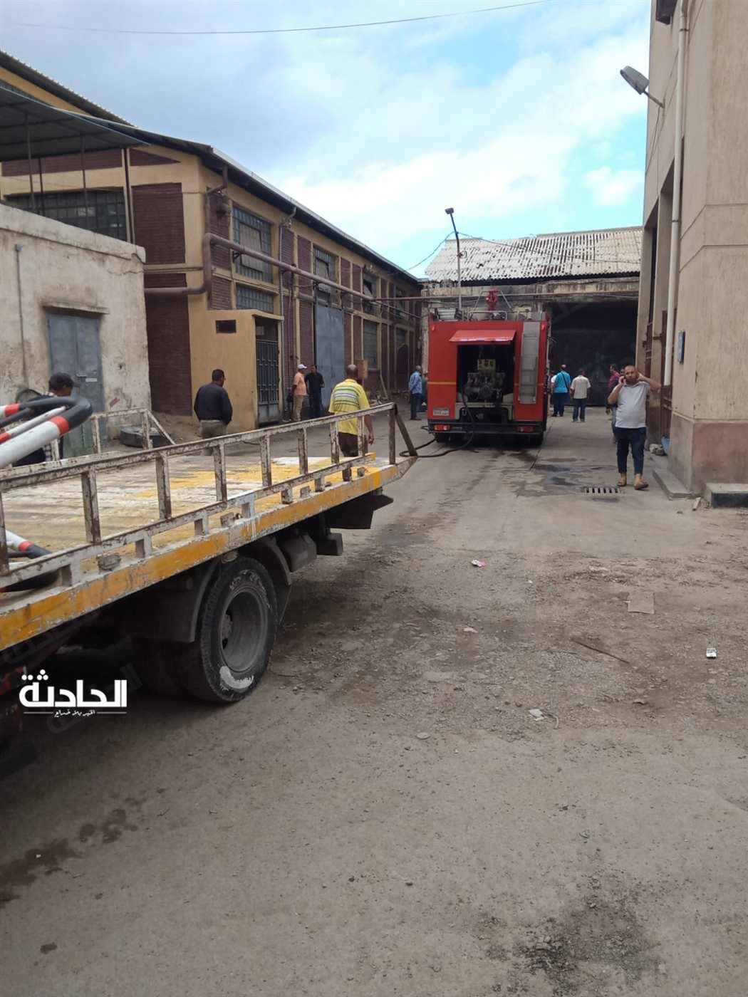 استشعال النيران في مخزن زيت بالإسكندرية